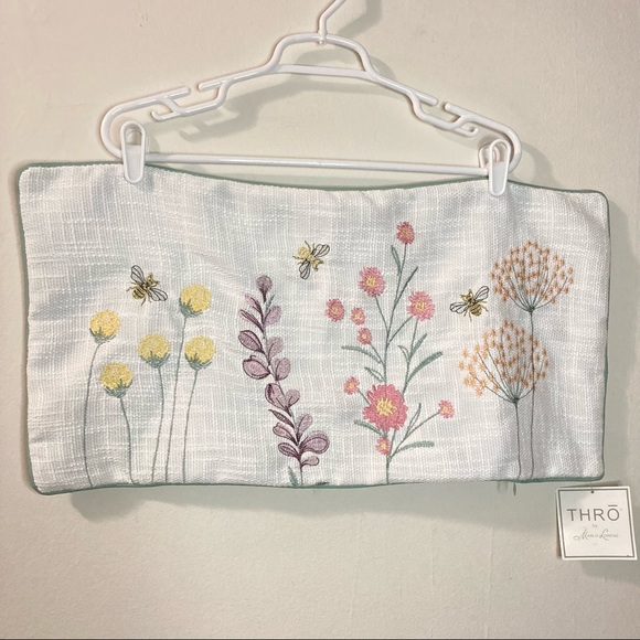 Thro By Marlo Lorenz Other - Faux Linen Bee and Floral Embroidered Pillow Case NWT 🐝🌸🌻🌷🌼